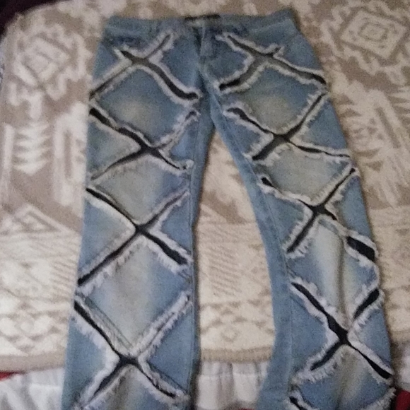 Jeans - Picture 1 of 2